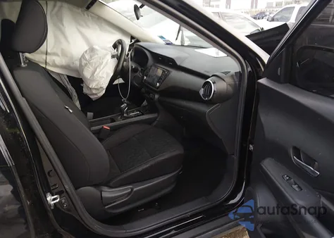 2022 Nissan Kicks Sv Xtronic Cvt from USA, damaged, VIN 3N1CP5CV8NL526936